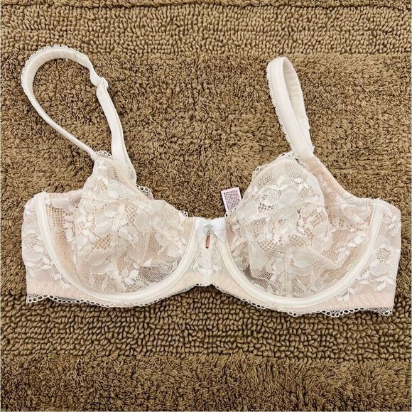 Victoria’s Secret Bra Lace White Tan Size 34D - Picture 2 of 9
